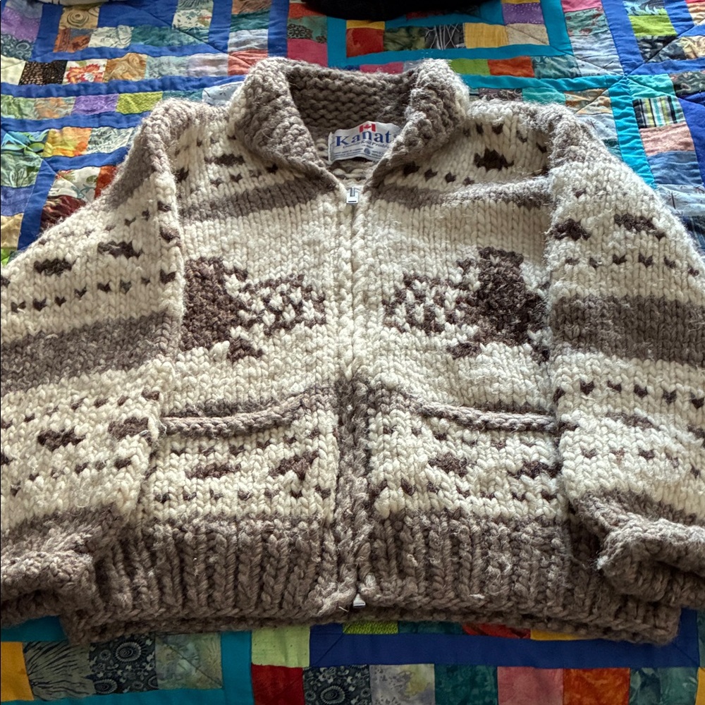 Kanata Cowichan Hand Knitted  Heavy Wool Sweater